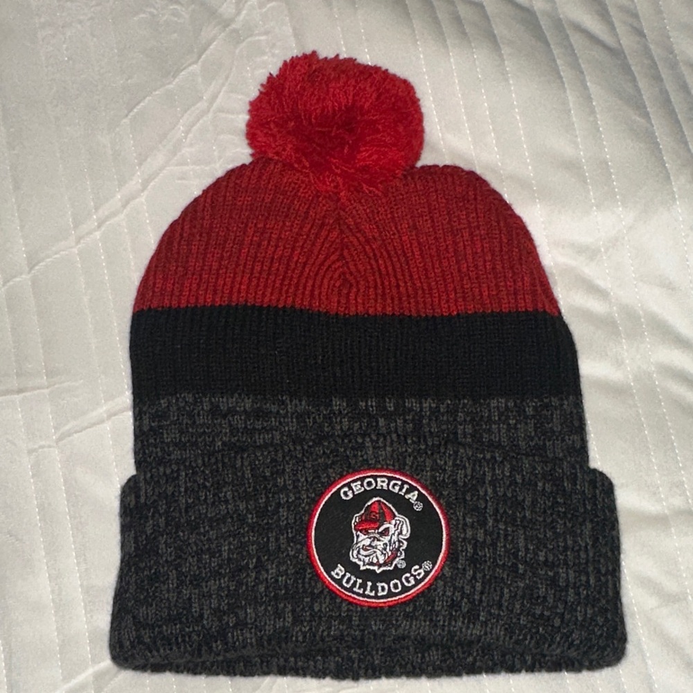 Georgia Bulldogs Red and Black Beanie Never Worn